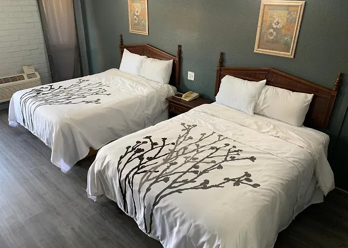 Stratford Inn Tyler