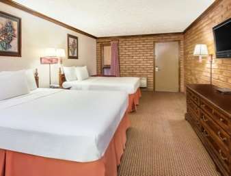 Stratford Hotel Tyler